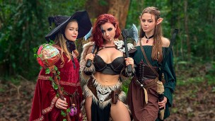 Porno D&D World – Sweetie Fox, Diana Rider and ArinaFox in Sex Adventure